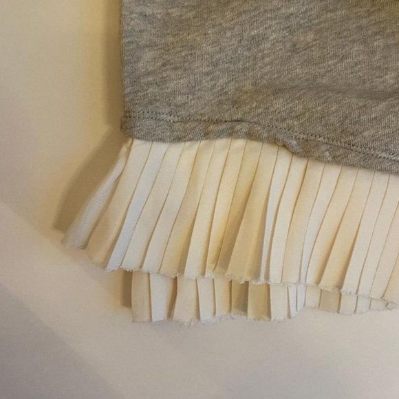 🆕 J. Crew Women's Heather Stone Champagne Ruffle-Hem Sweatshirt - Picture 10 of 10